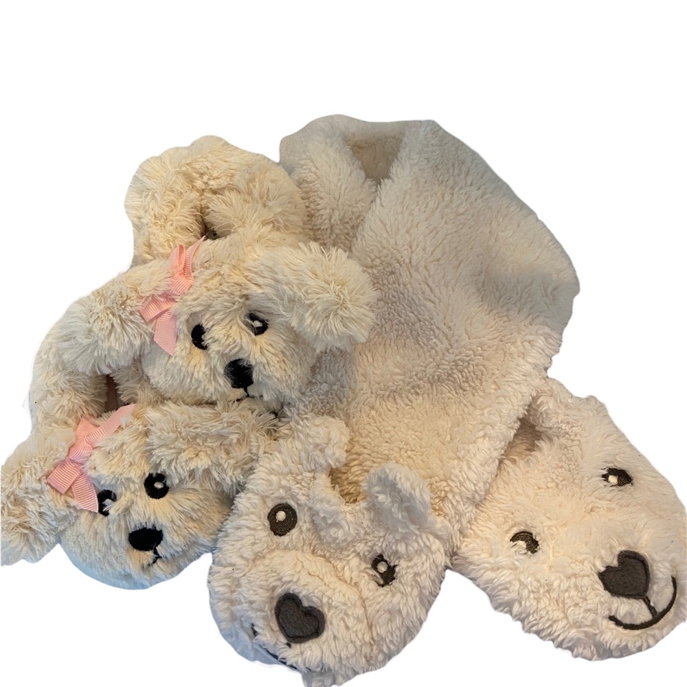 Toddler Scarf and Slippers with Puppy Motif  Size: Small (5/6)